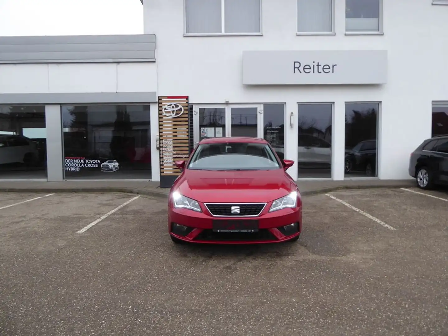 SEAT Leon Reference 1,2 TSI *SHZ*PDC* Rot - 1