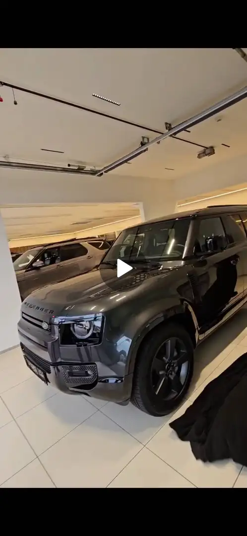 Land Rover Defender Defender 110 P300e PHEV AWD X-Dynamic HSE Aut. X-Dynamic HSE Grau - 1