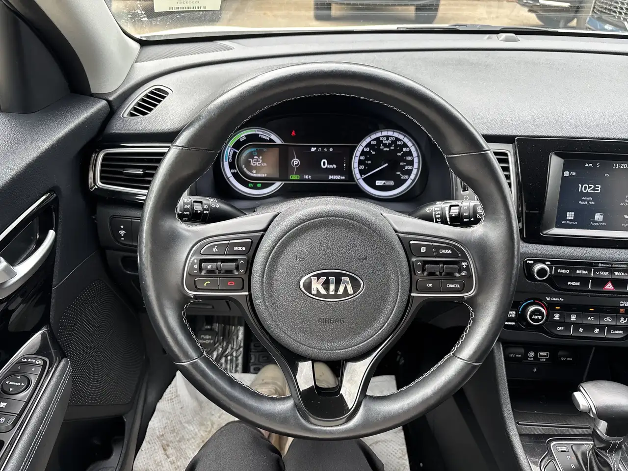 Kia Niro снимка Kia Niro