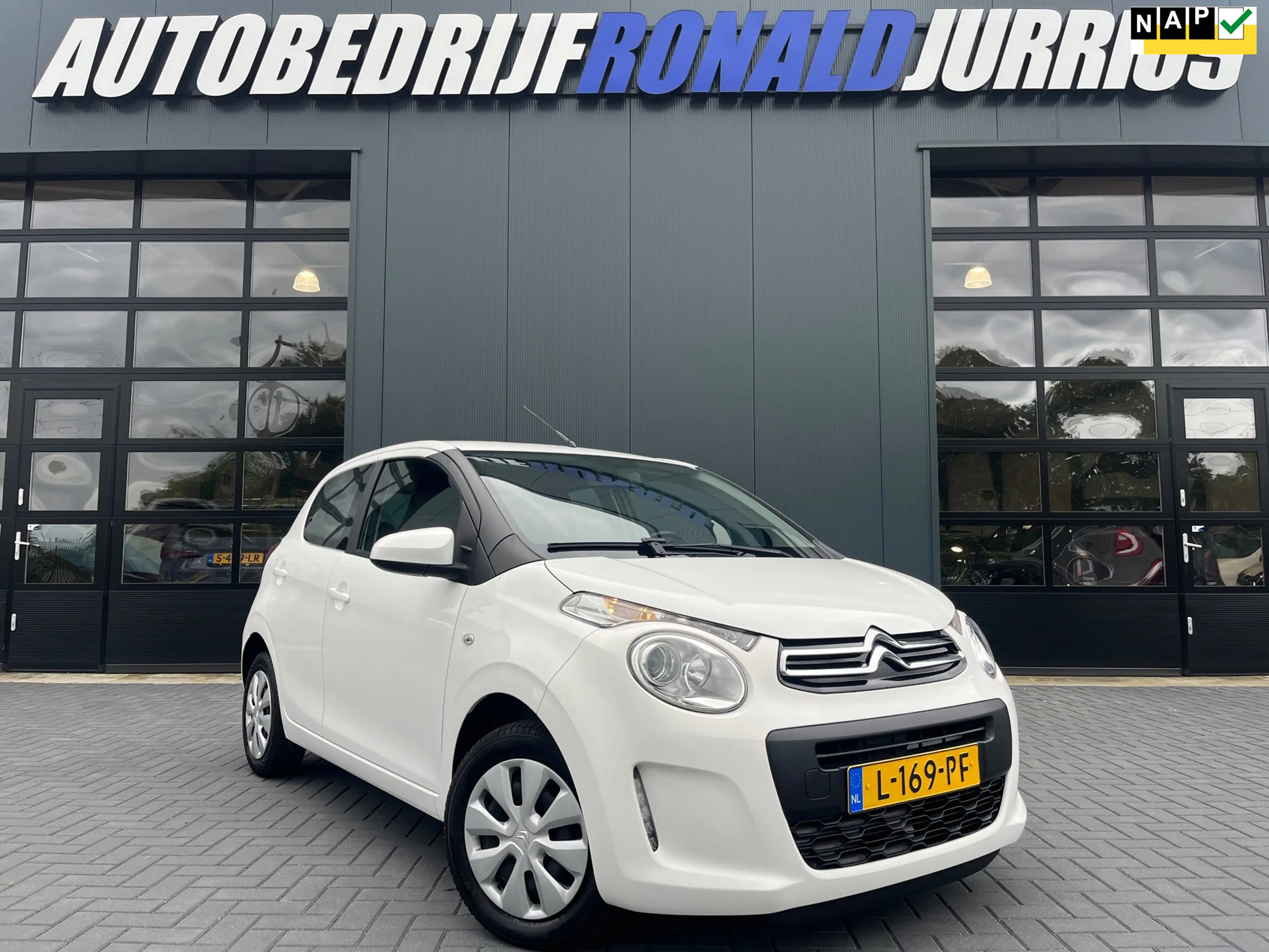 Citroen C1 1.0 VTi Feel NL.Auto/Achteruitrijcamera/Carplay/Ai