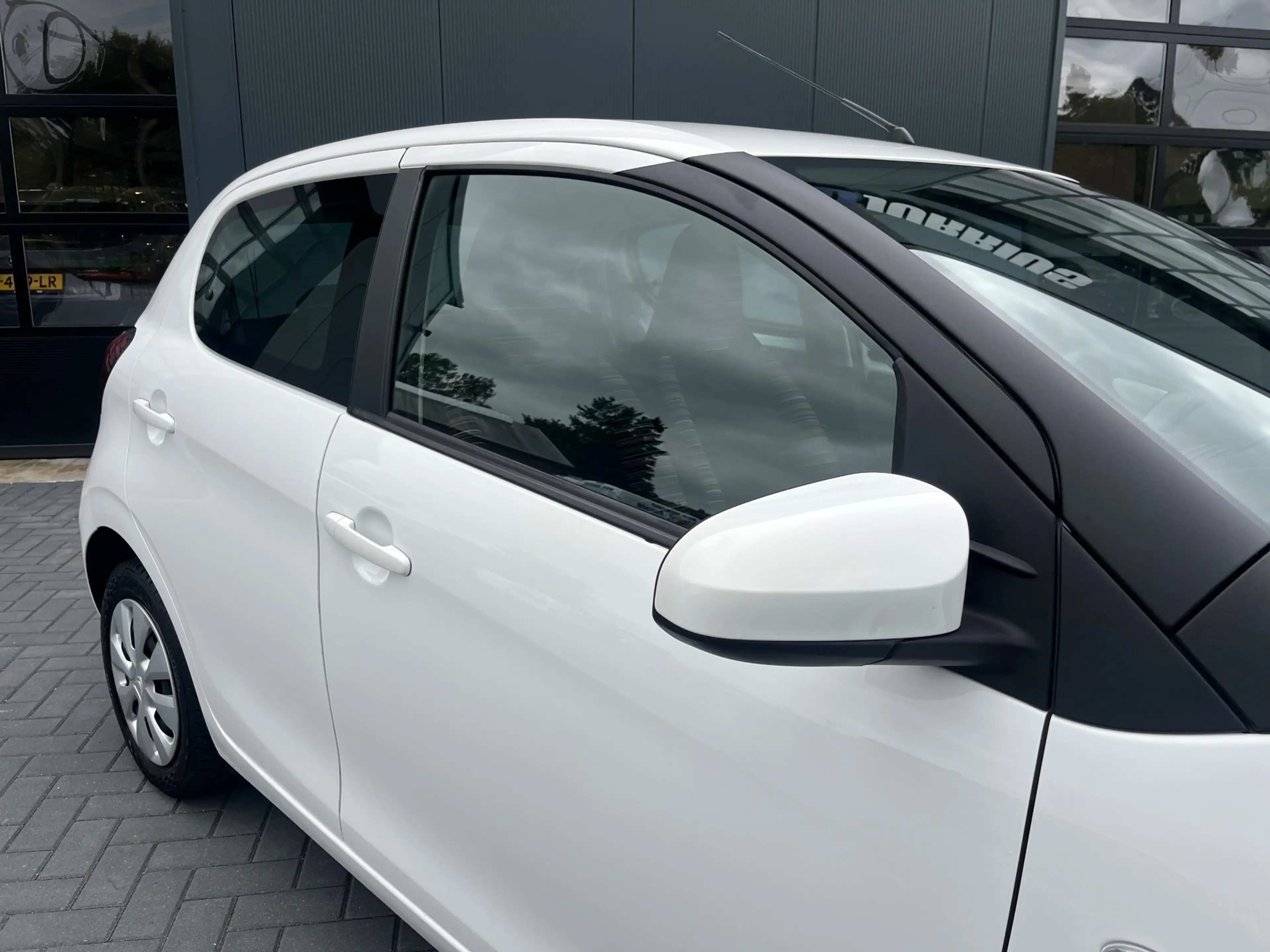 Citroen C1 1.0 VTi Feel NL.Auto/Achteruitrijcamera/Carplay/Ai — photo 6