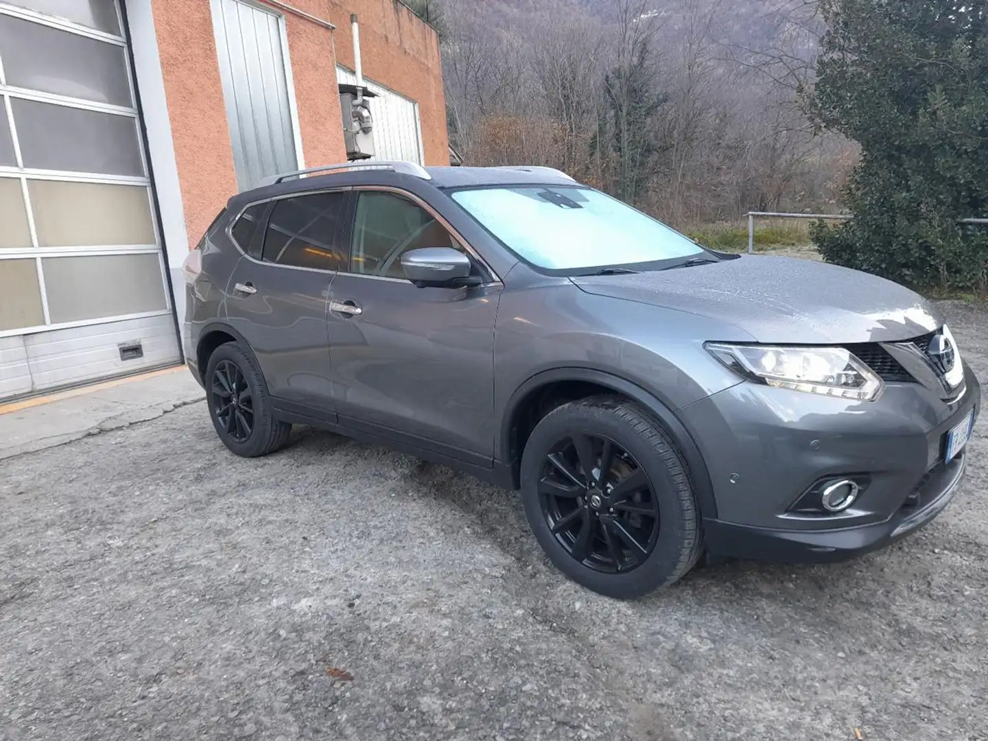 Nissan X-Trail 1.6 dCi 4WD Tekna Grigio - 2