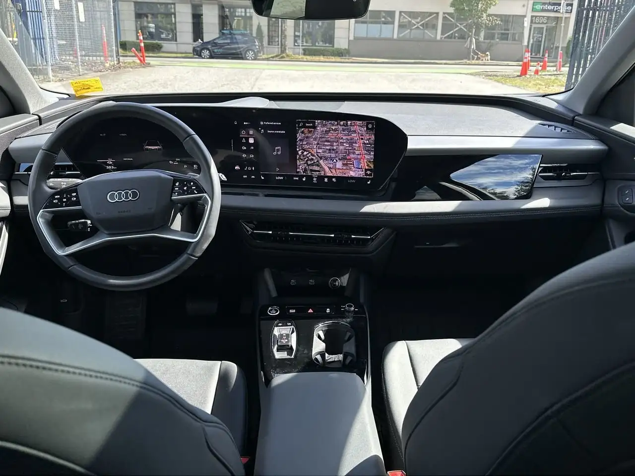 Audi Q6 e-tron снимка Audi Q6 e-tron