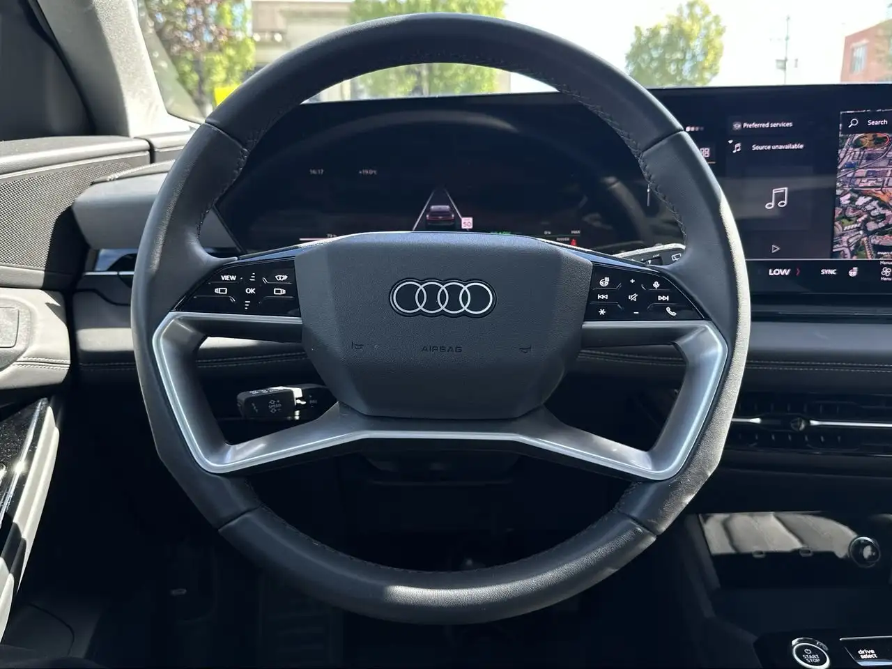 Audi Q6 e-tron снимка Audi Q6 e-tron