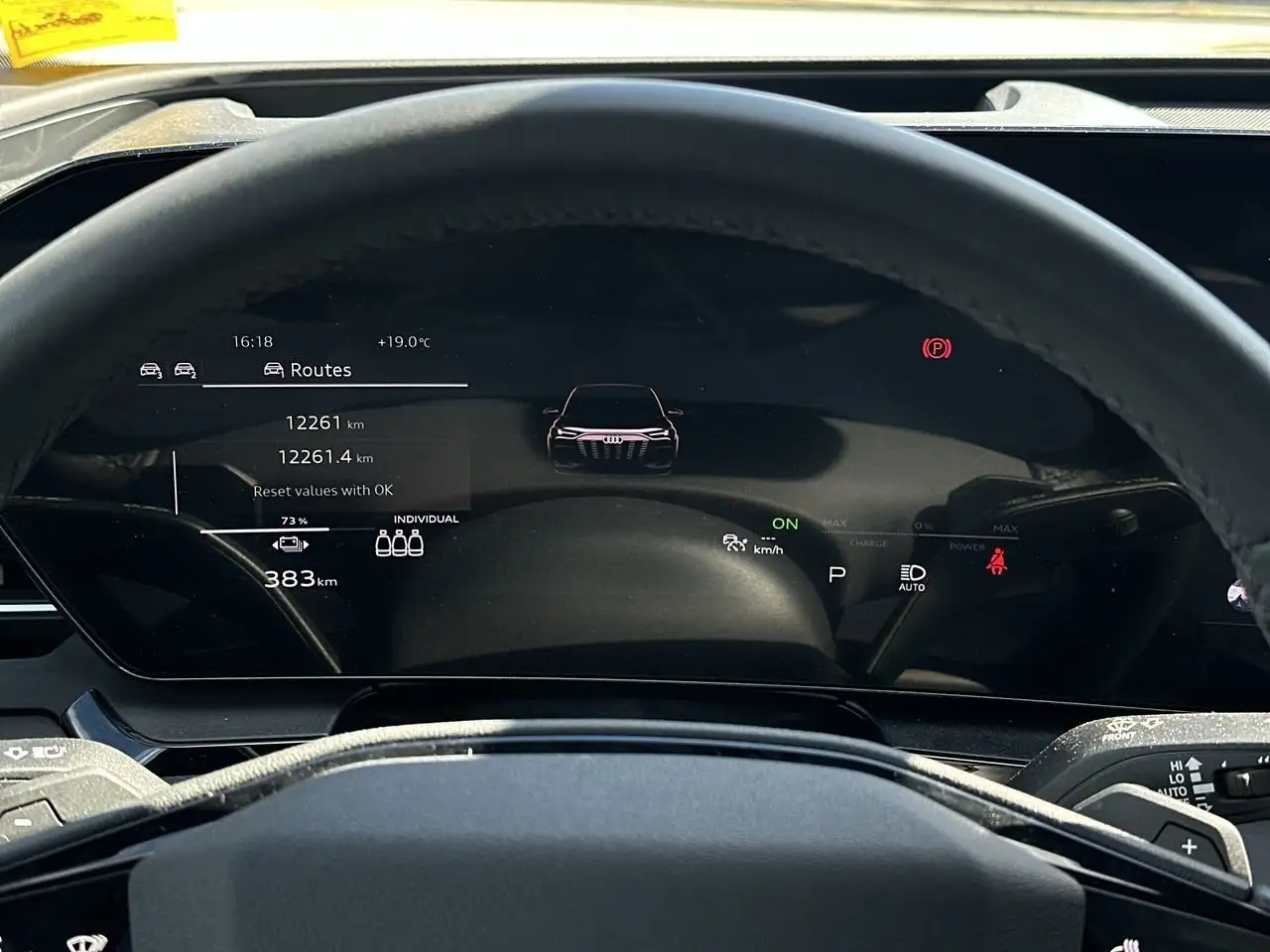 Audi Q6 e-tron снимка Audi Q6 e-tron