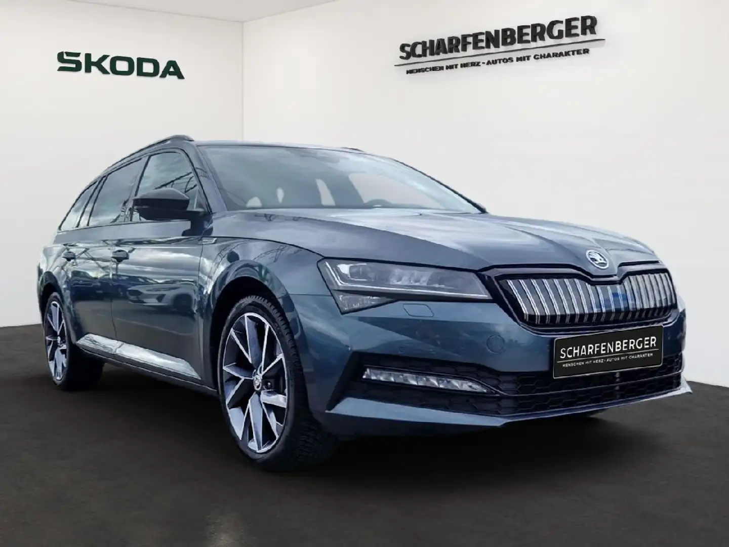 Skoda Superb Sportline iV *Navi,ACC,RFK,el.Heckk.* Gris - 2