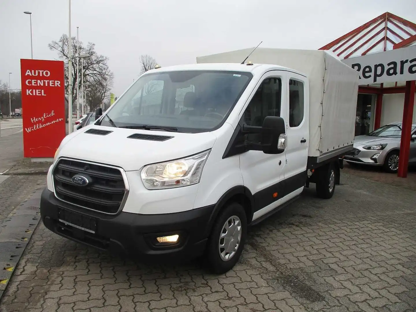Ford Transit 350 L3 Doka Pritsche *Sitzhzg.*7-Sitzer Weiß - 2