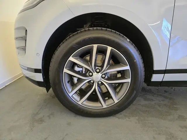 Land Rover Range Rover Evoque view 9