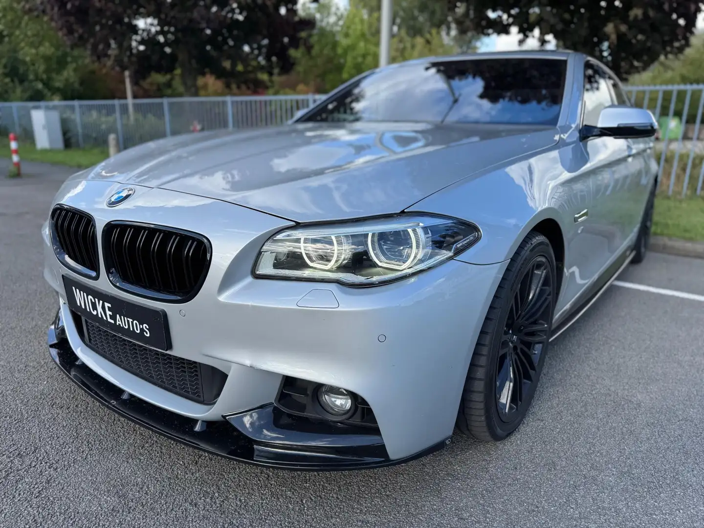 BMW 528 5-serie 528i High Executive Dakje HeadUp Leder Mem Grijs - 2