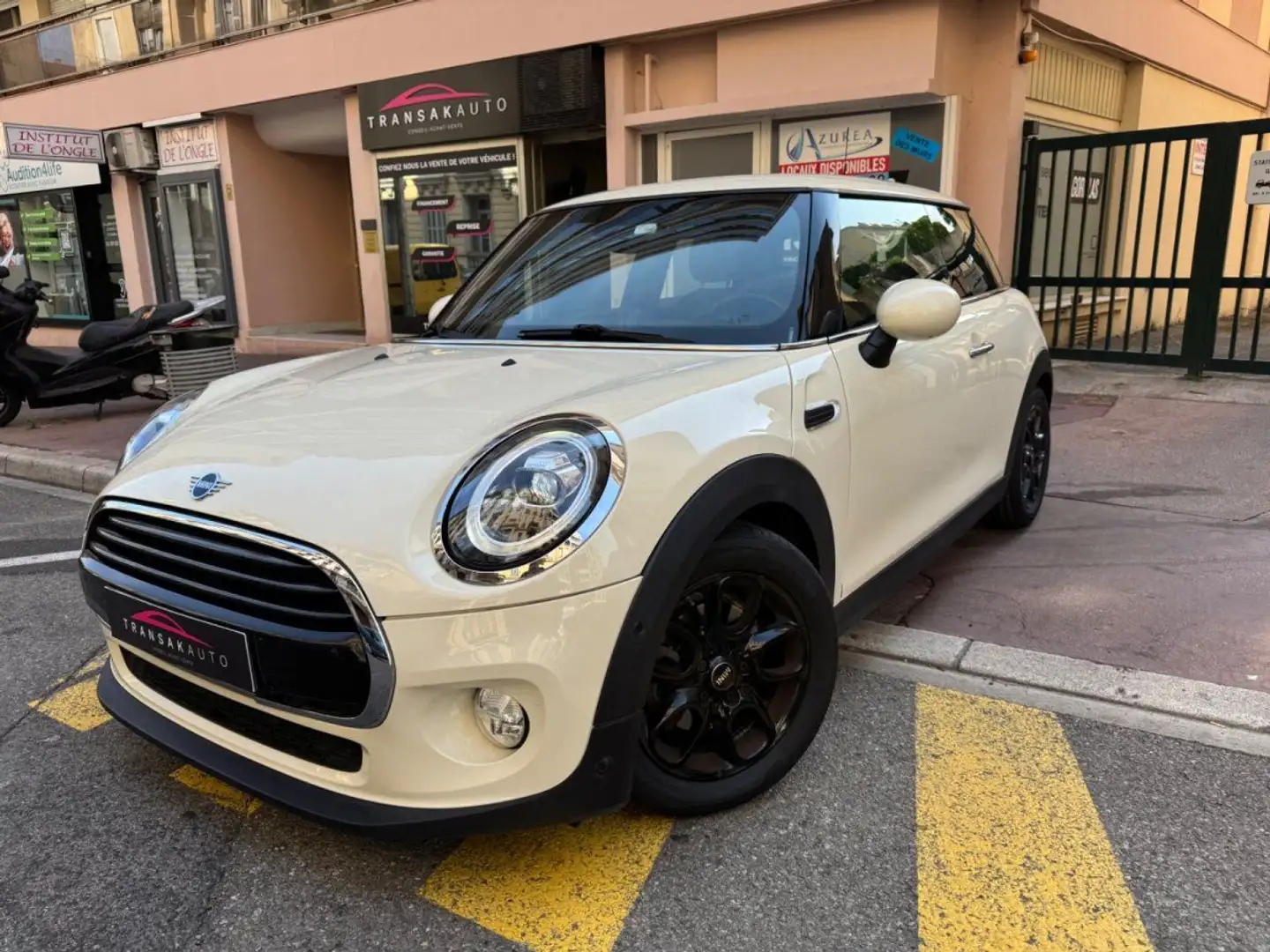 MINI One HATCH 3 PORTES F56 LCI 1.5l Cooper 136 CV Bva7 Fin Wit - 1