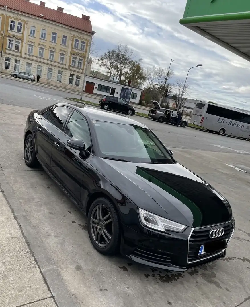 Audi A4 2,0 TDI S-tronic Limousine - 1