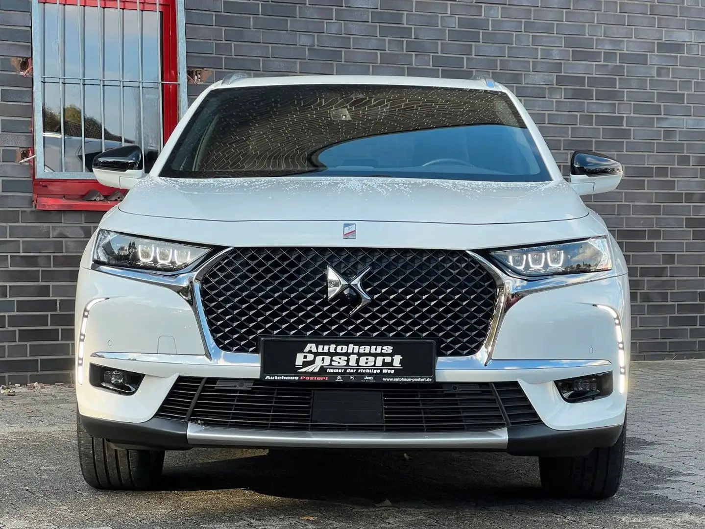 DS Automobiles DS 7 Crossback E-Tense 4x4 Rivoli Weiß - 2