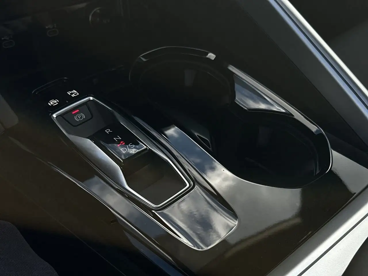Audi Q5 снимка Audi Q5