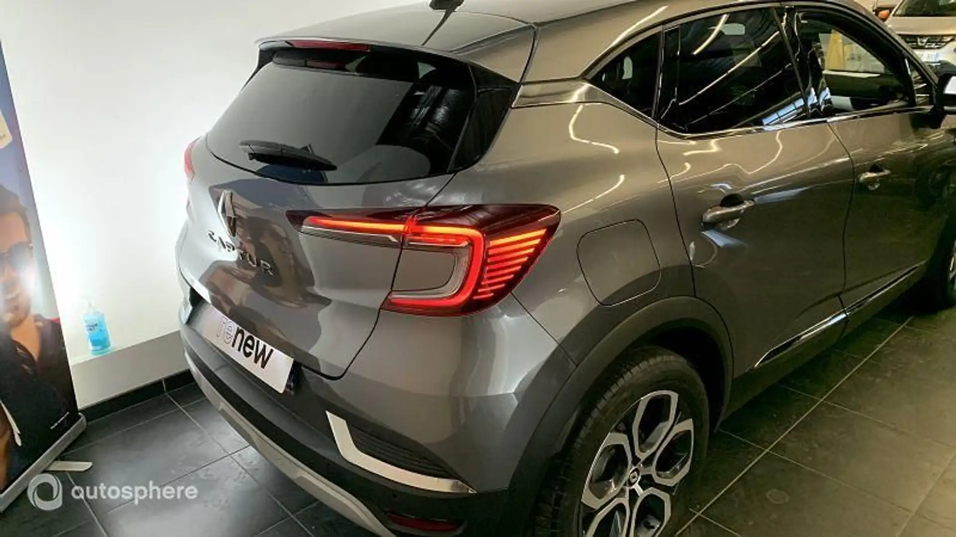 Renault Captur 1.0 TCe 90ch Intens -21 - 2