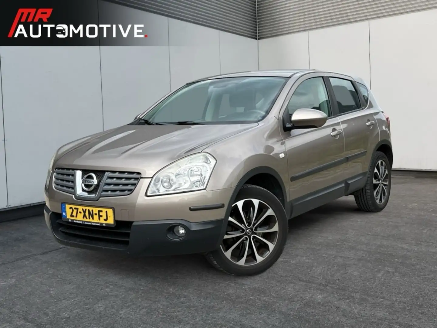 Nissan Qashqai 1.6 Acenta - Clima, Trekhaak, Cruise Brun - 1
