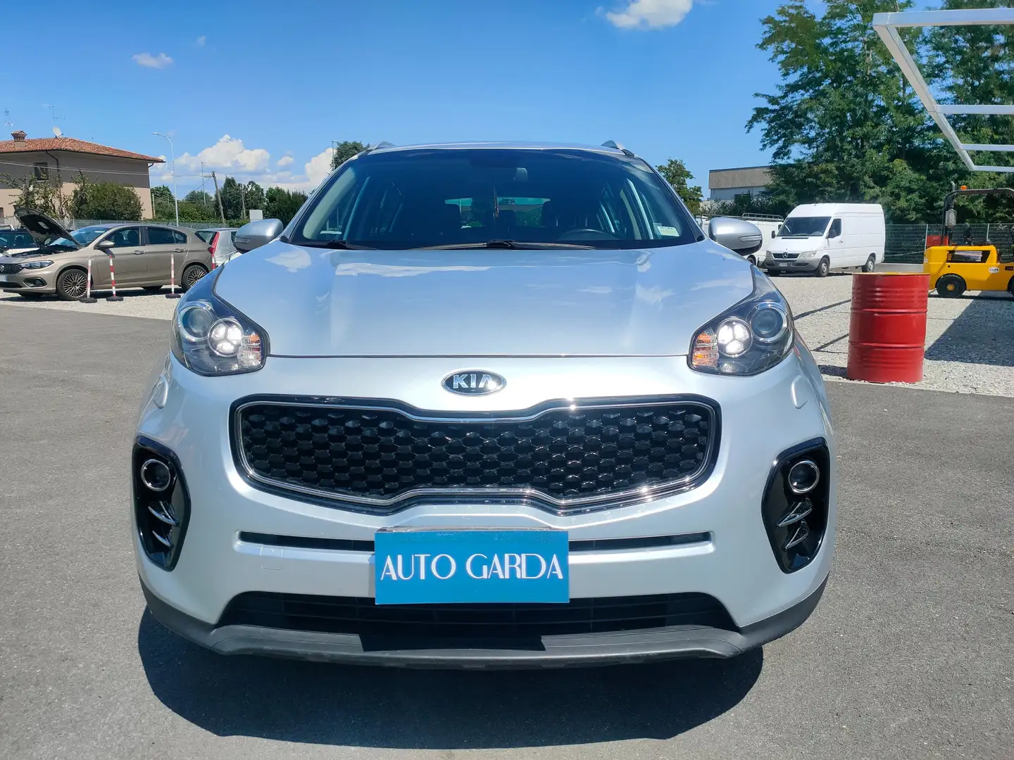 Kia Sportage IV 1.7 crdi Business Class 2wd 115cv NEOPATENTATI Argento - 2