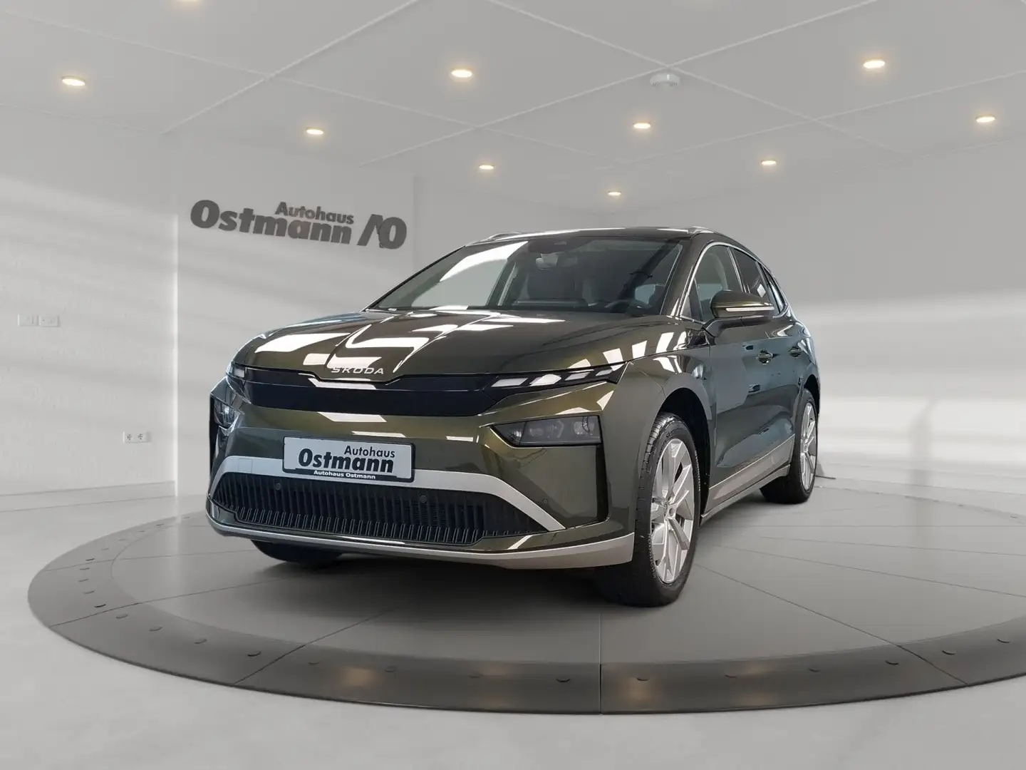 Skoda Enyaq iV85 PLUS 285PS Suite ACC AHK Leder Matrix Grün - 1