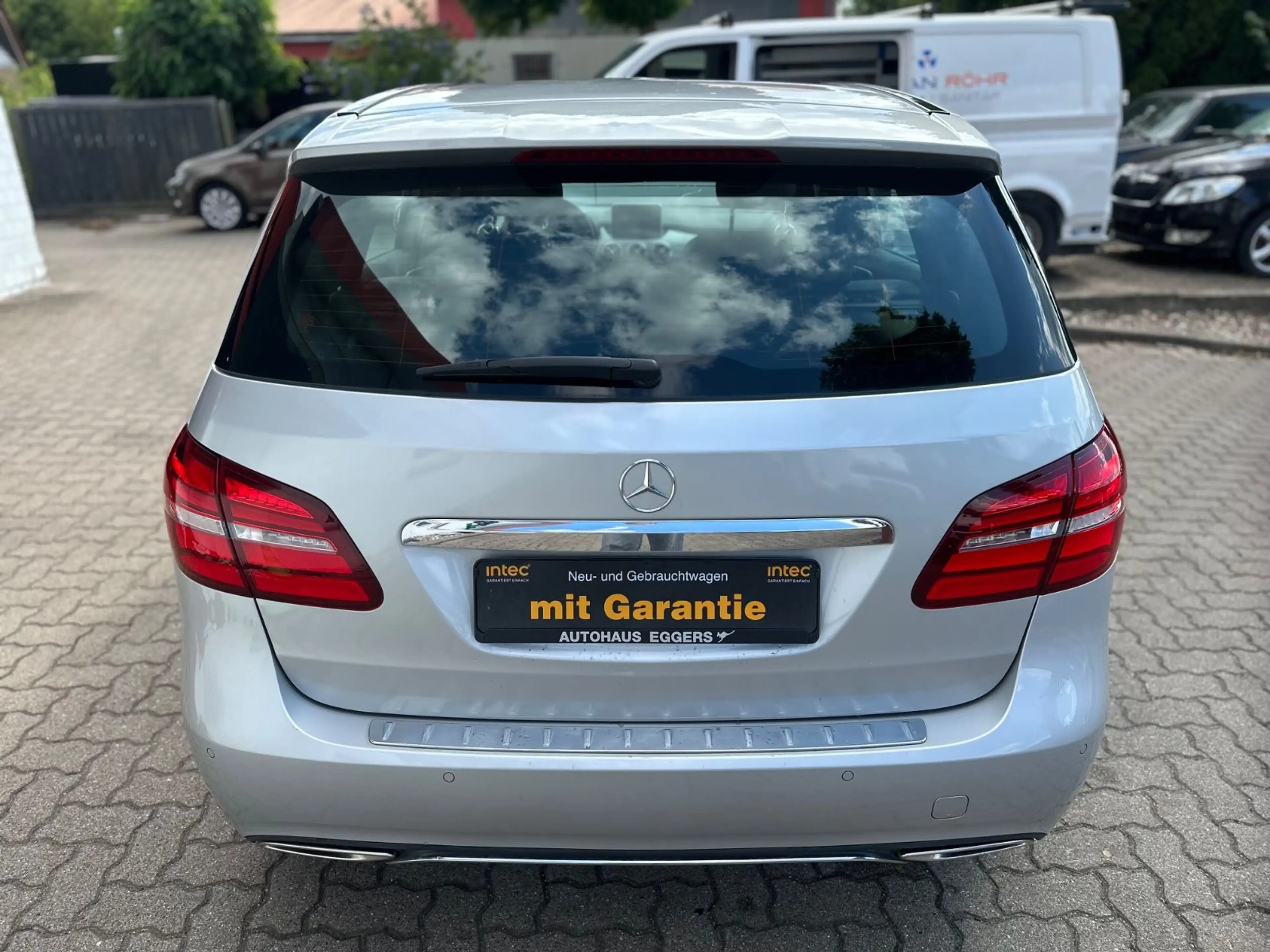 Mercedes-Benz B 220 CDI / d/PANO/NAVI/SHZ/TEMP/PDC/GJR/LMF — photo 6