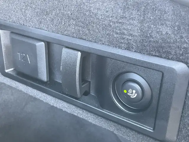 BMW I4 view 19