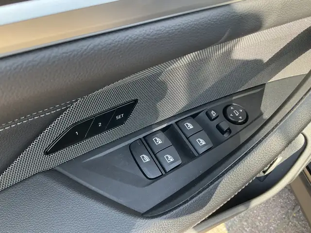 BMW I4 view 26