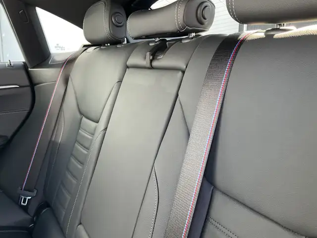 BMW I4 view 17