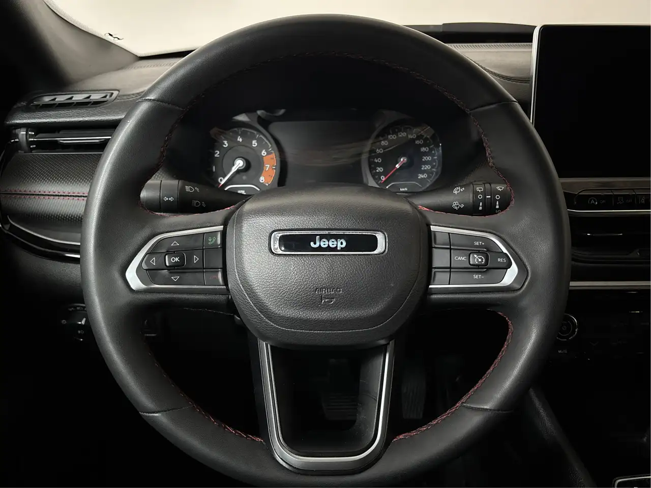 Jeep Compass снимка Jeep Compass