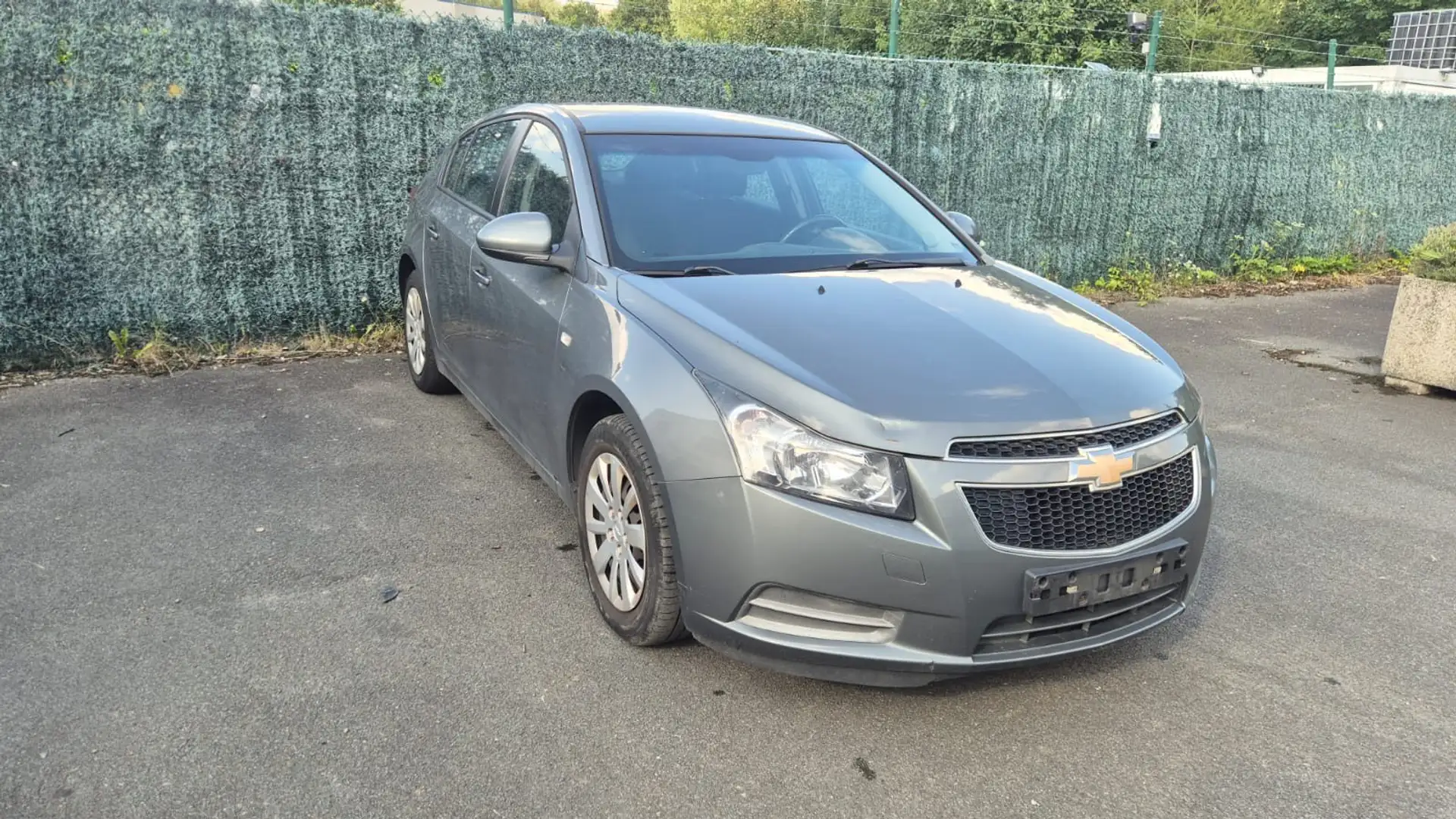 Chevrolet Cruze Cruze hatchback 1.7 TDCi CT OK siva - 1