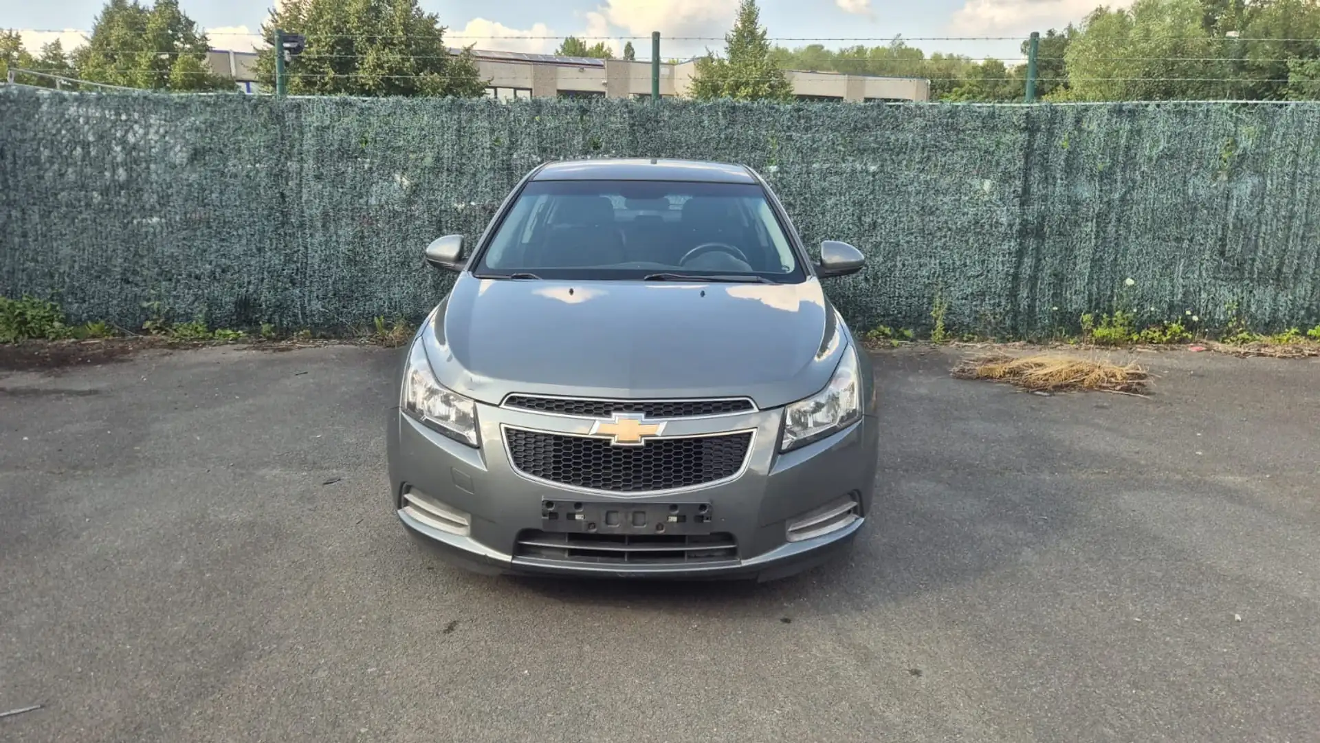 Chevrolet Cruze Cruze hatchback 1.7 TDCi CT OK Gris - 2