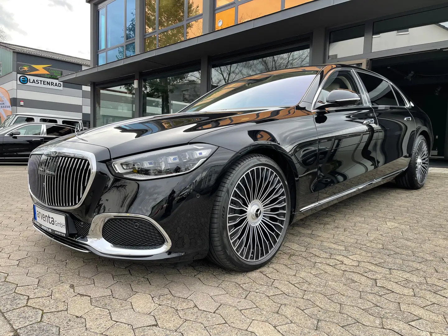 Mercedes-Benz Maybach S-Klasse MAYBACH S580|MY25|E-BODY|HIGH-END INT|VOLL| Noir - 1