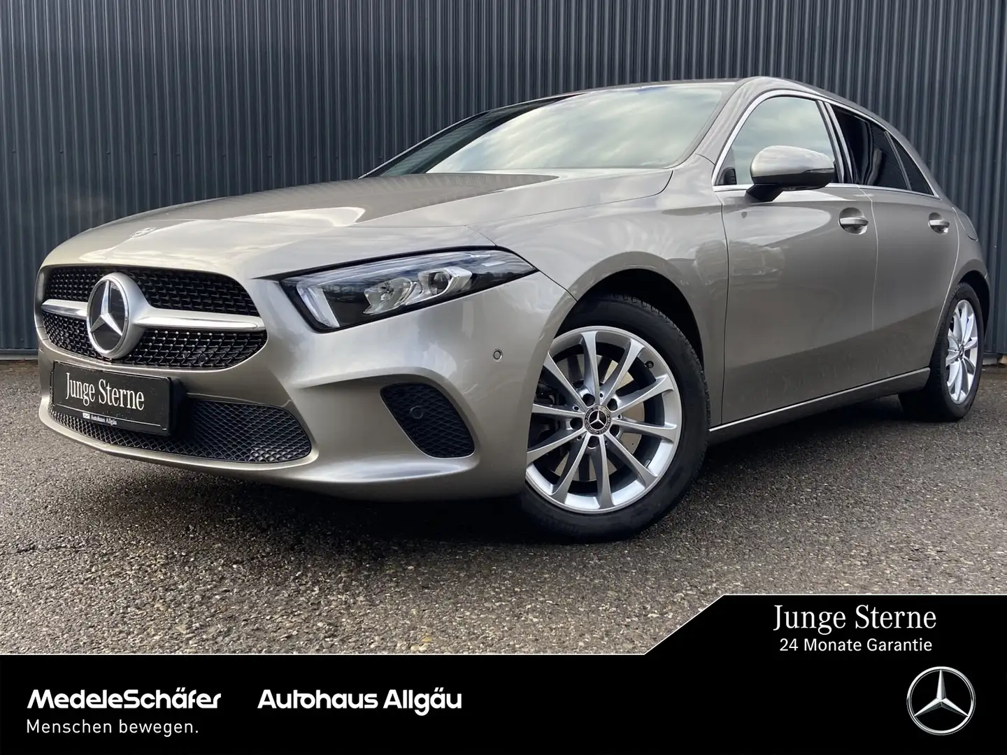 Mercedes-Benz A 250 A 250 Kompaktlimousine Progressive AHK Led Kam LED Silber - 1