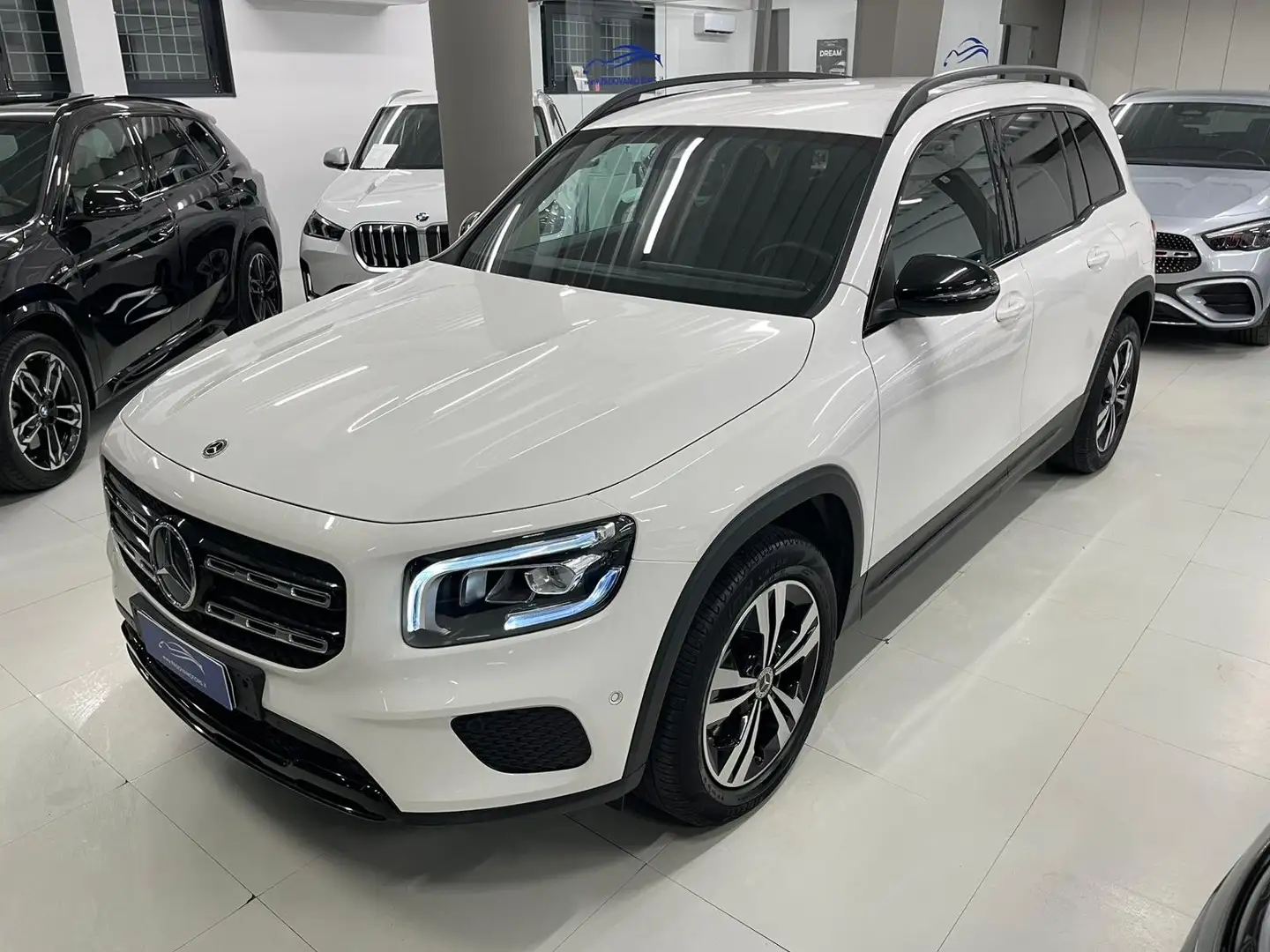 Mercedes-Benz GLB 180 d 116cv Automatica Sport Plus Bianco - 1