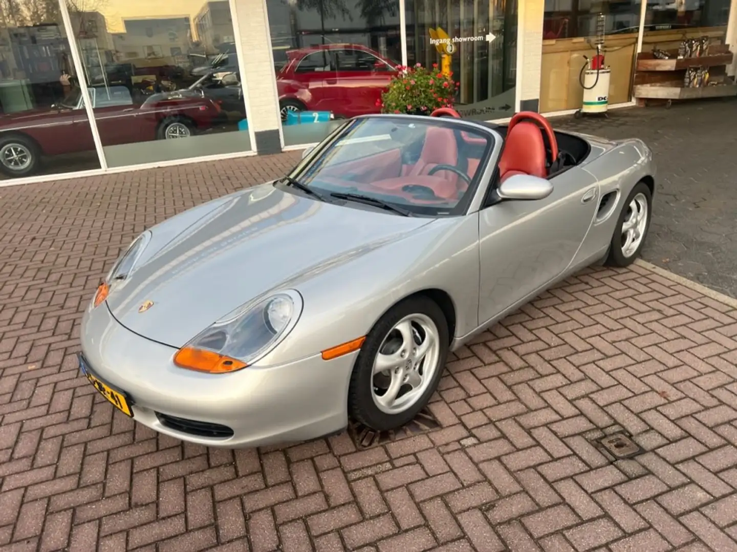 Porsche Boxster 2.5 Cabrio NL auto 1e eig #KWALITEIT Grijs - 2