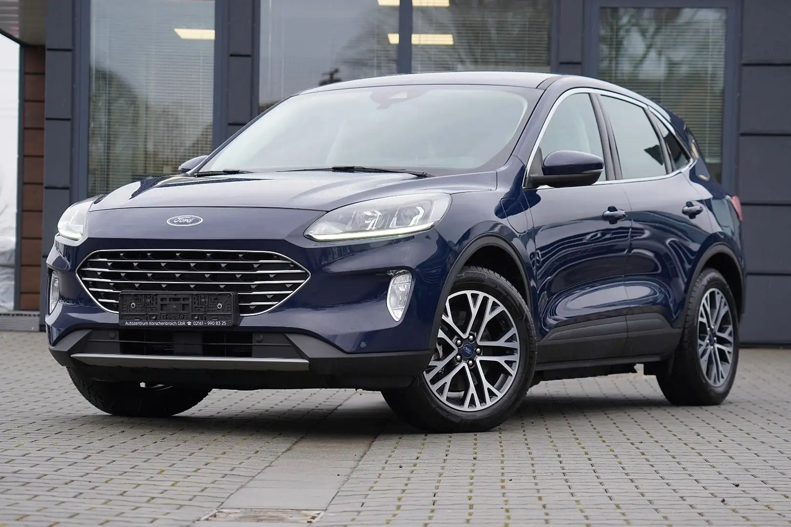 Ford Kuga Plug-In Hybrid Titanium MIT 2 J. GARANTIE ! Blau - 1