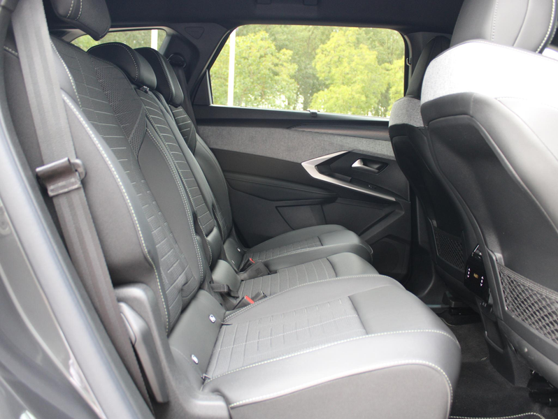 Peugeot 5008 1.2 Hybrid 145 GT 7p Automaat | Camera/Stoel&Stuur — photo 12