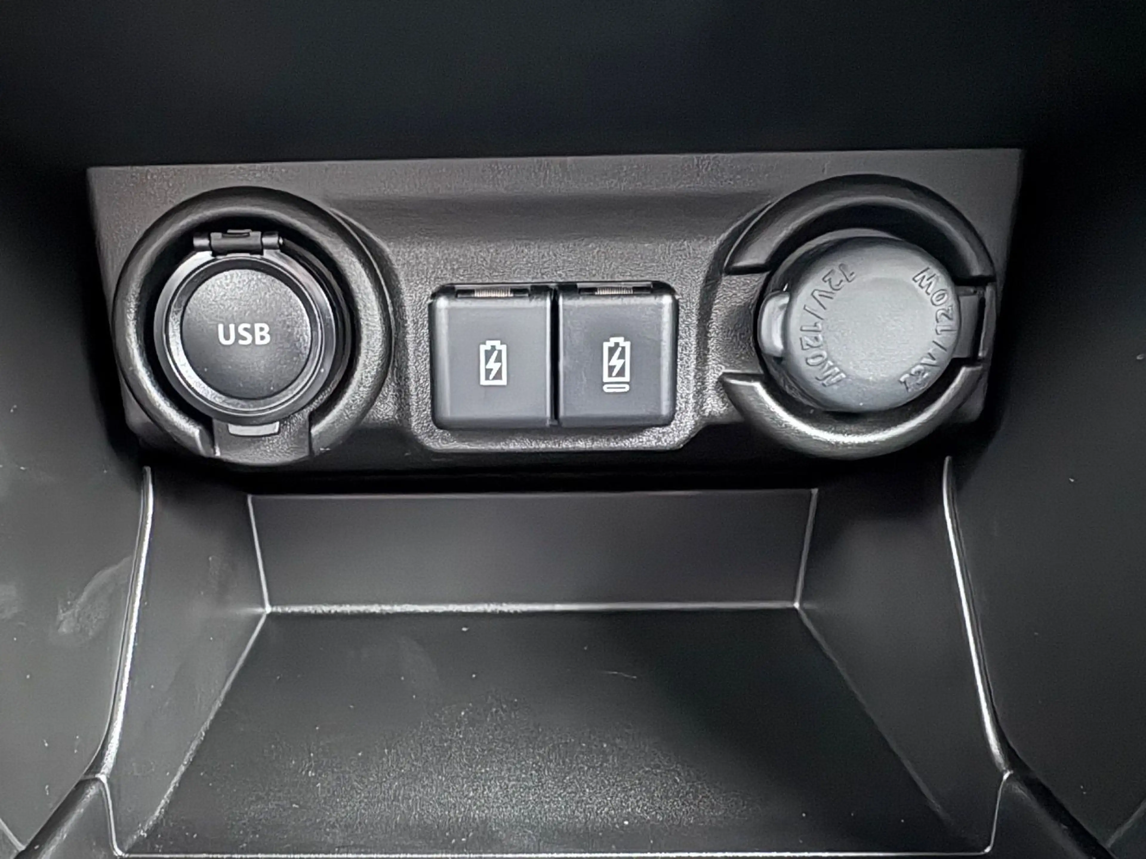 Suzuki Swift 1.2 Dualjet HYBRID Comfort+ LED*ACC*NAV*SHZ*CAM — photo 15