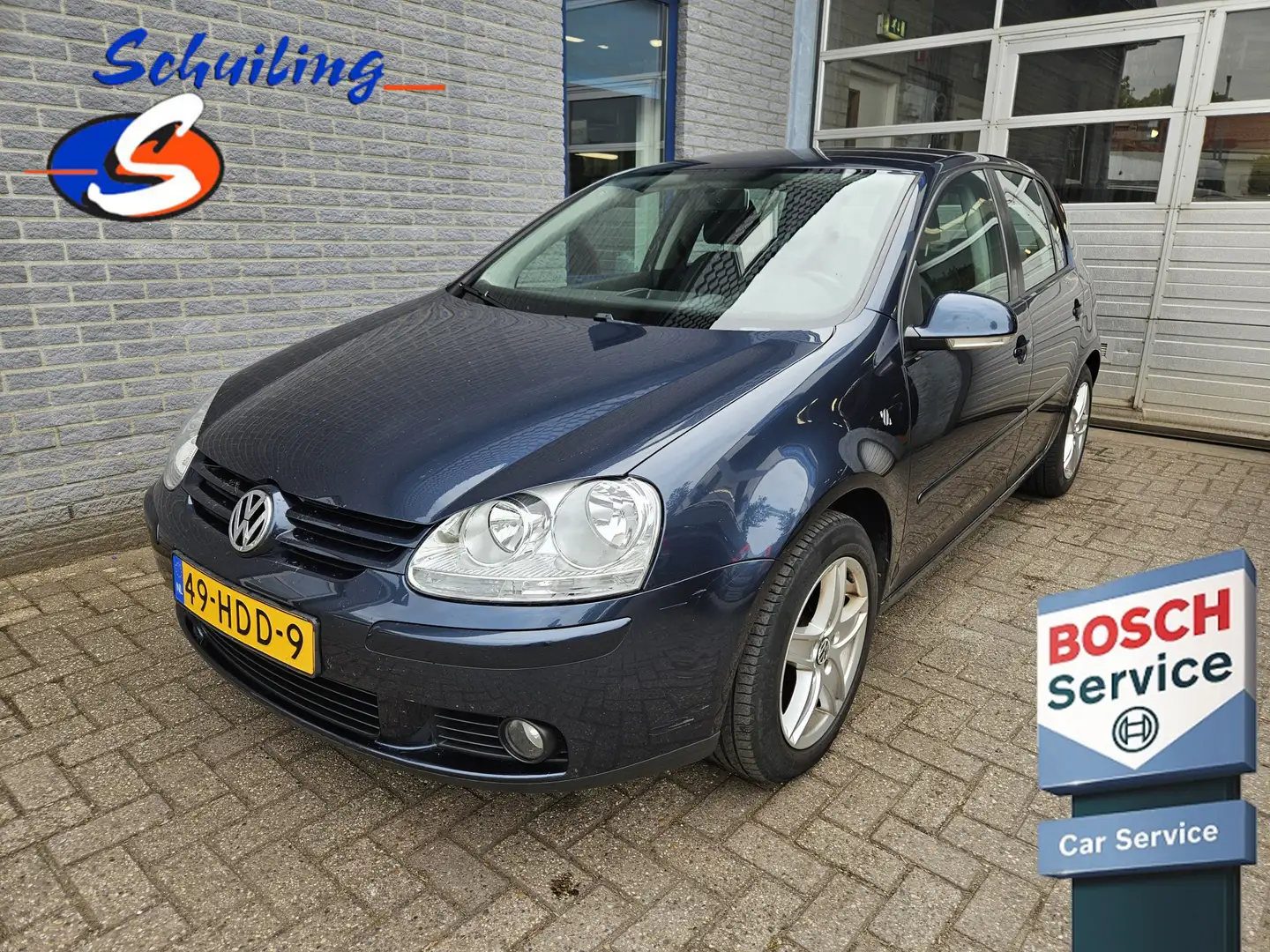 Volkswagen Golf 1.6 FSI Trendline Albastru - 1