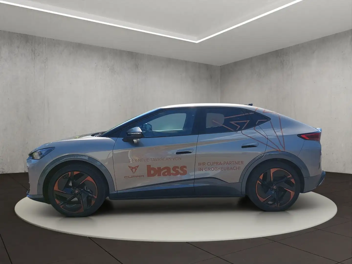 CUPRA Tavascan VZ Srebrny - 2