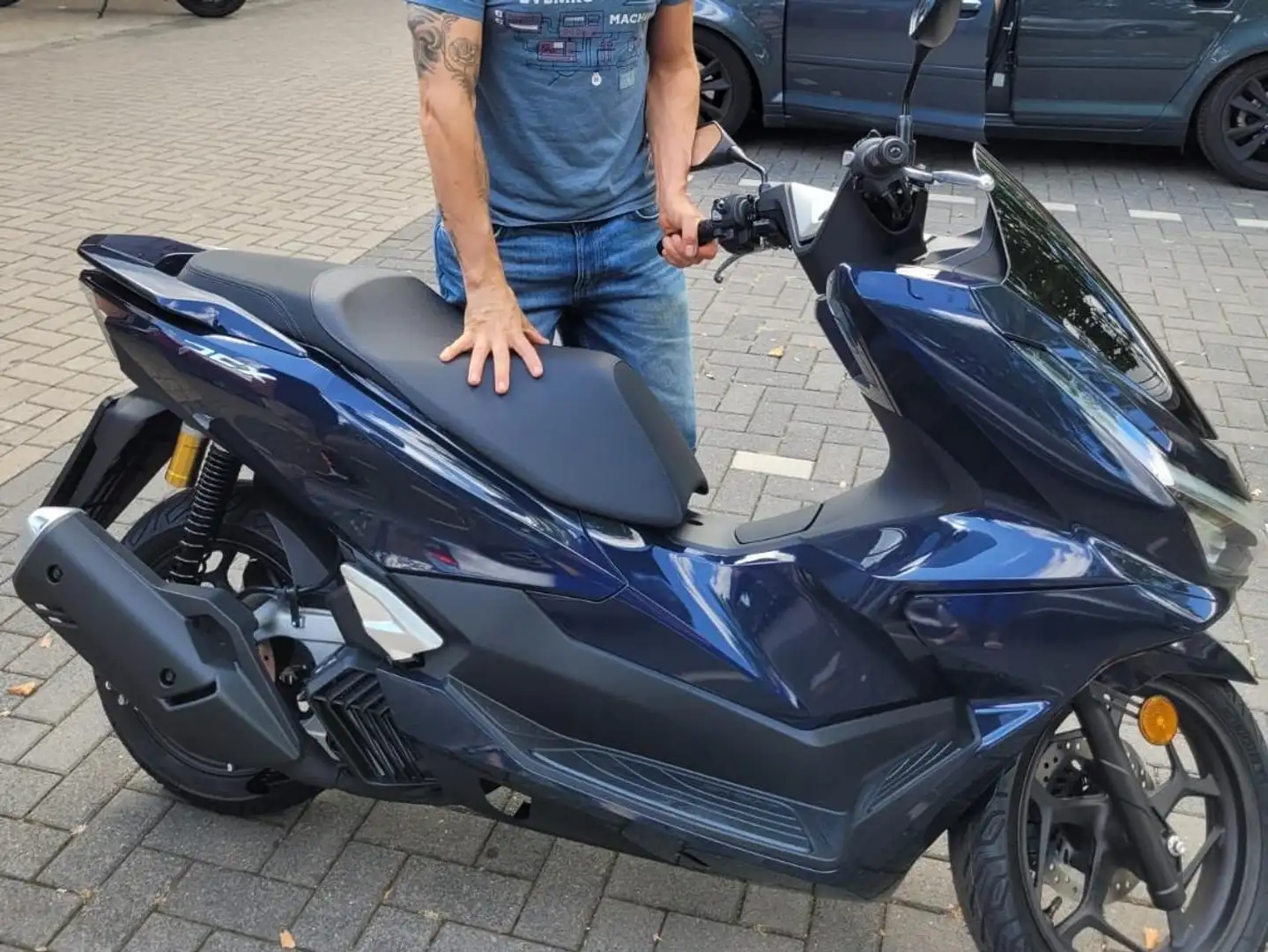 Honda PCX 125 Mavi - 1