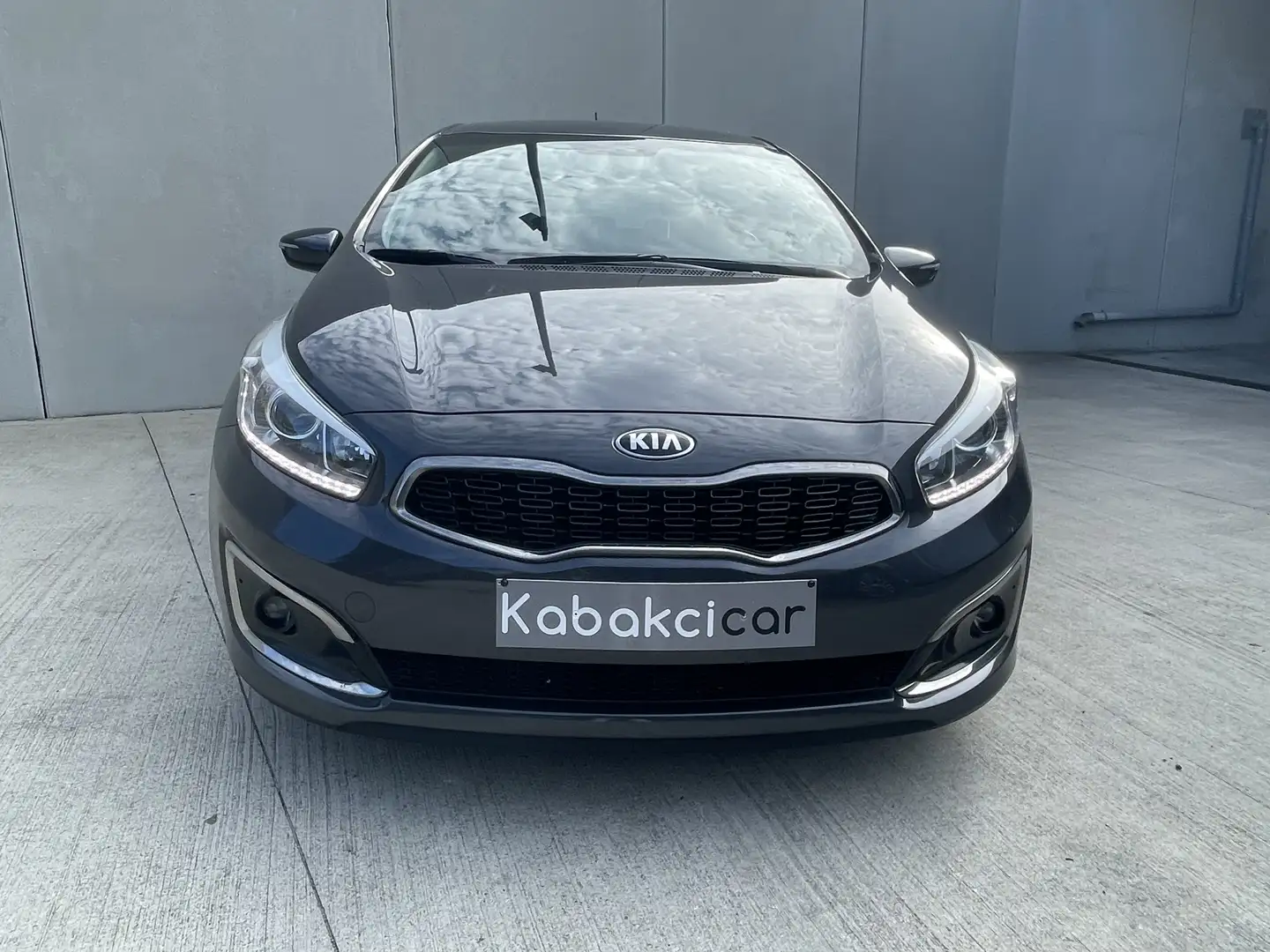 Kia Ceed / cee'd Cee'D 1.4i DYNAMICS/CAMERA/GPS/CLIM/CRUISE!!! Gris - 2