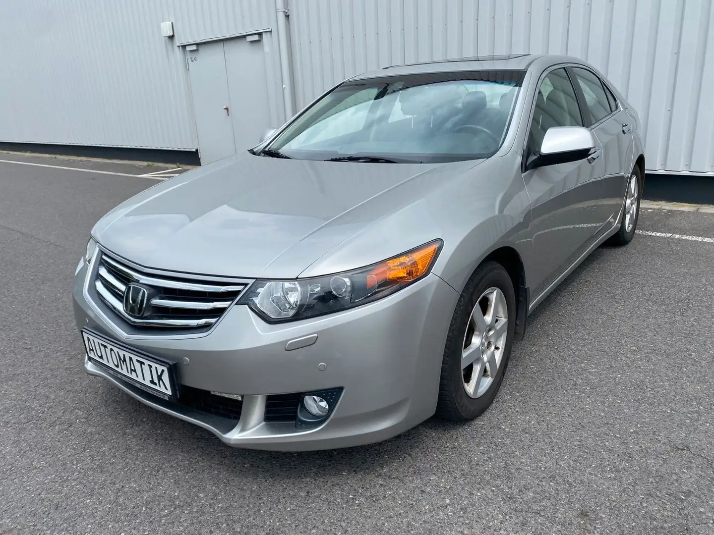 Honda Accord 1.Hand Automatik Sitzhzg. Leder Kamera Silber - 1