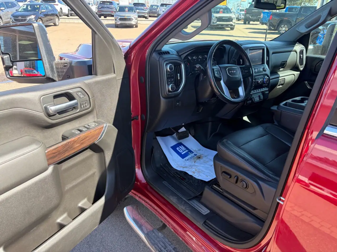 GMC Sierra 2500HD снимка GMC Sierra 2500HD