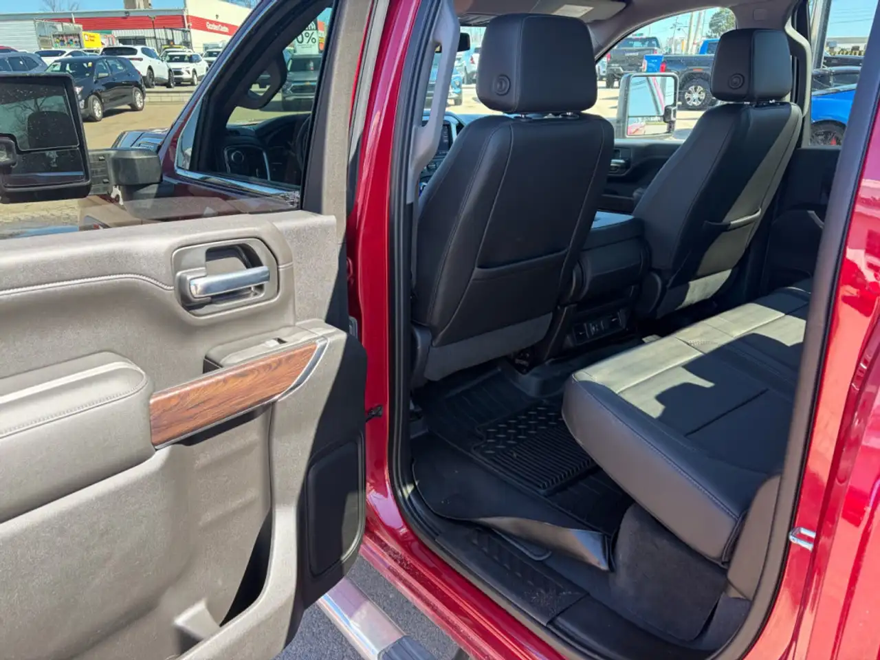 GMC Sierra 2500HD снимка GMC Sierra 2500HD