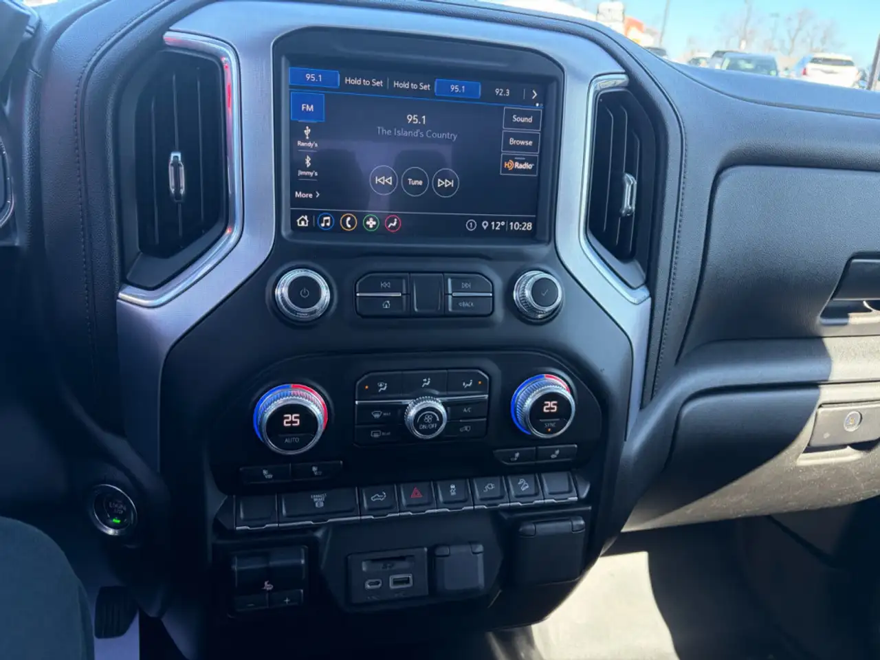 GMC Sierra 2500HD снимка GMC Sierra 2500HD
