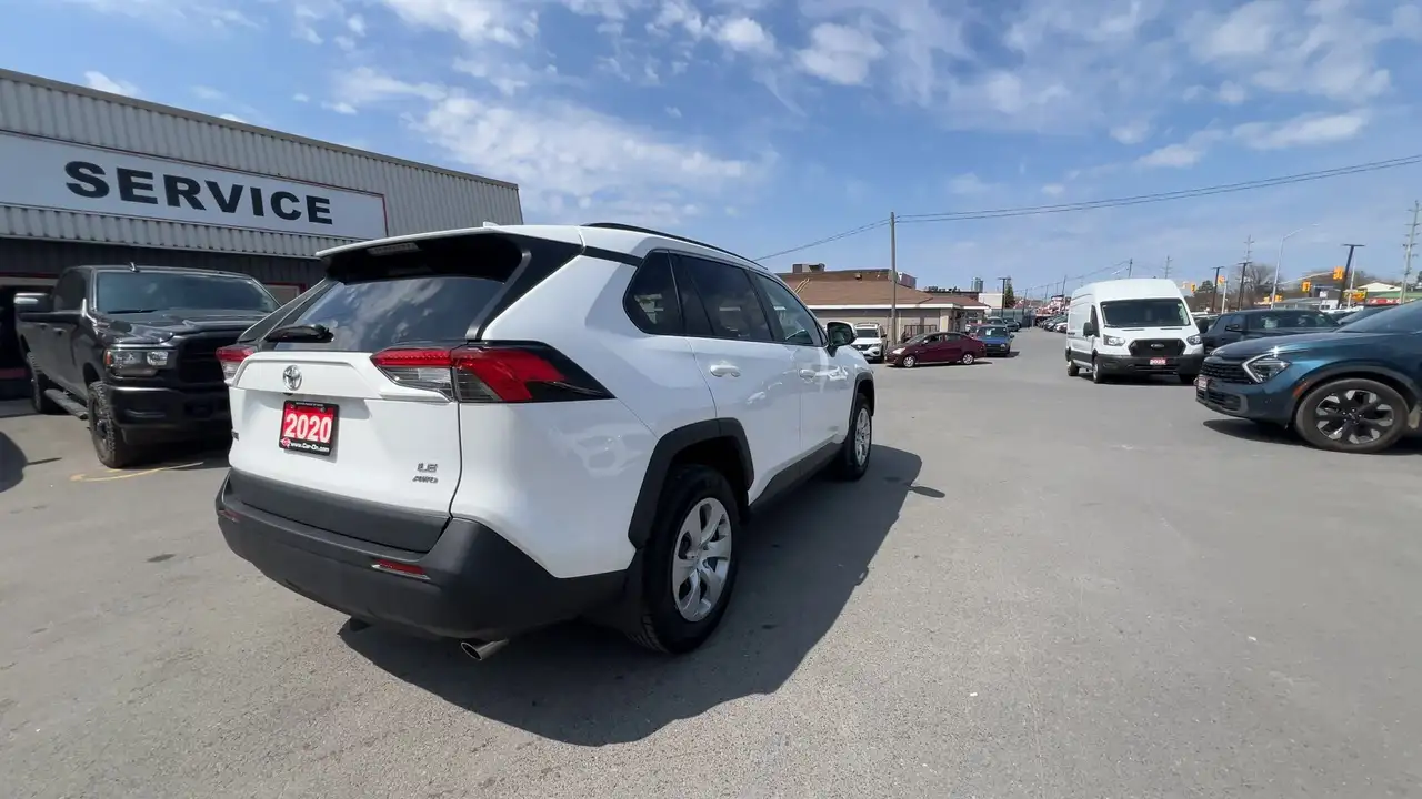 Toyota RAV 4 снимка Toyota RAV 4