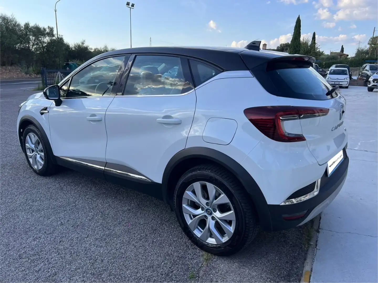 Renault Captur Plug-in Hybrid E-Tech 160 CV Intens Weiß - 2