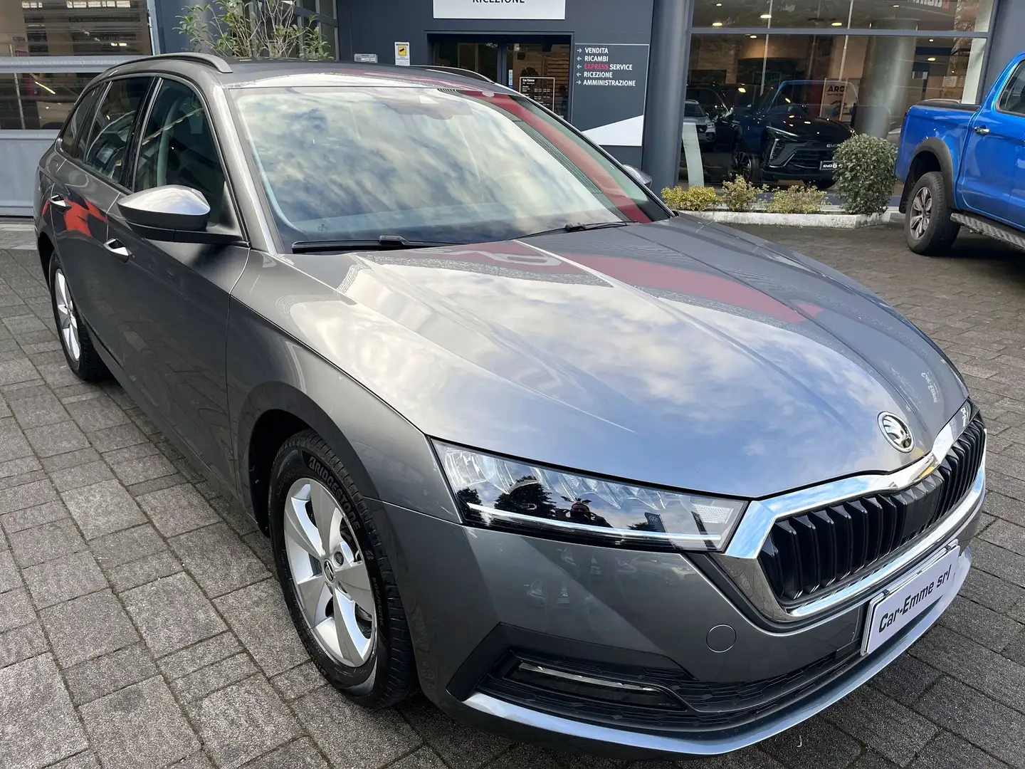 Skoda Octavia Wagon 2.0 TDI Evo Executive DSG Grigio - 1