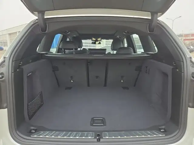 BMW iX3 G08 HA0 Ansicht 2