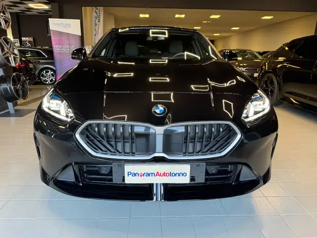 BMW 1 Series view 2