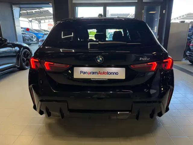 BMW 1 Series view 5