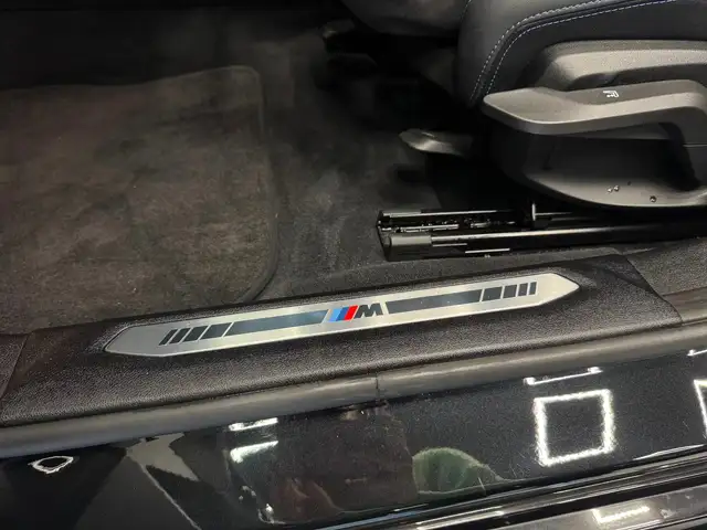 BMW 1 Series view 15